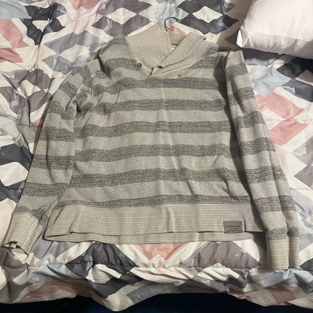 Calvin Klein Shawl Gray Sweater